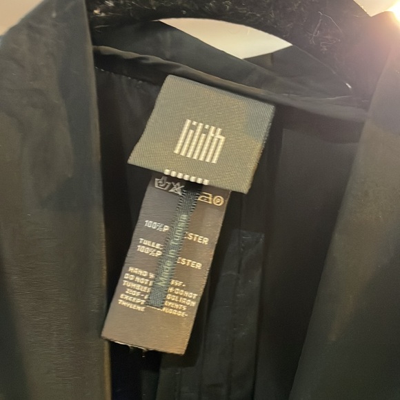 Lilith Black triple tulle princess length sleeveless dress. - Picture 5 of 12